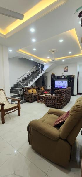 Rasi Mount Rest